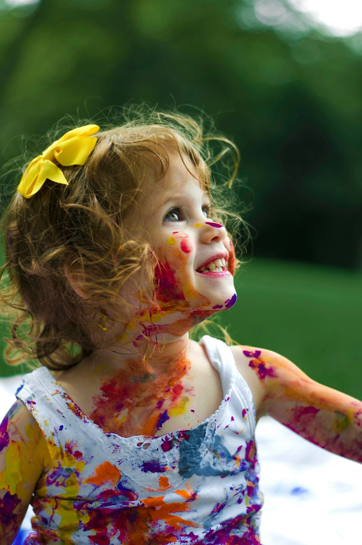 10 Toys That Help With Child Brain Development (Backed by Research)